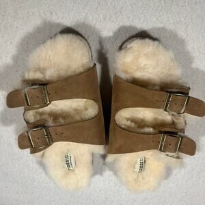 Fireside by Dearfoams Womens Size 10 Shearling Fur Double Buckle Slides Chestnut